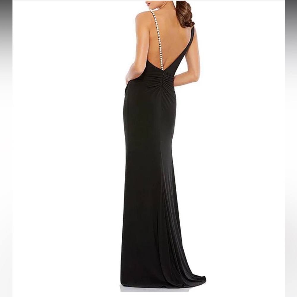 Mac Duggal
Jersey Knit V-Neck Sleeveless Pearl Strap Thigh High Slit Gown size 2 - Picture 2 of 14